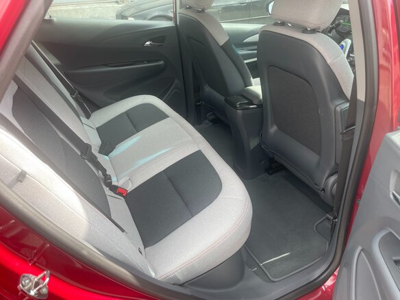 2019 Chevrolet Bolt I, красный, 2749999 рублей - вид 26