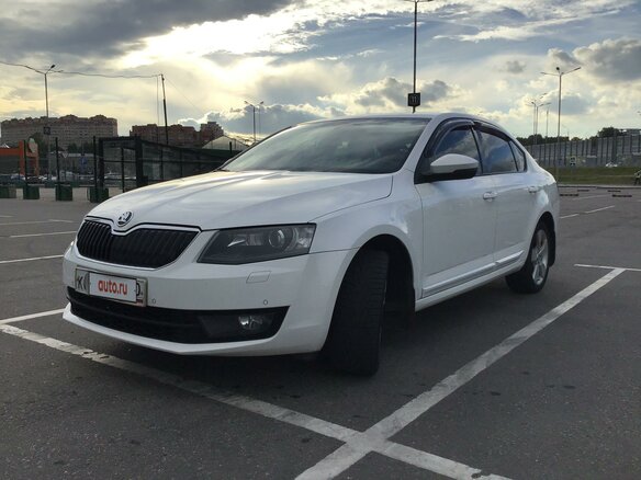 2015 Skoda Octavia III (A7), белый, 990000 рублей - вид 1