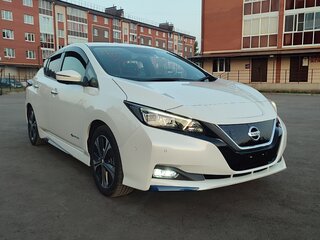2018 Nissan Leaf II (ZE1), белый, 2699000 рублей, вид 4