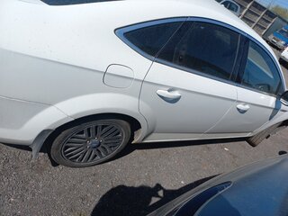 2012 Ford Mondeo IV Рестайлинг, белый, 600000 рублей, вид 4