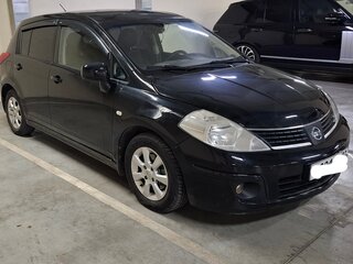 2008 Nissan Tiida I, чёрный, 900000 рублей, вид 2