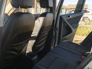 2013 Volkswagen Tiguan I Рестайлинг, серебристый, 1100000 рублей, вид 4