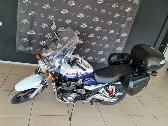 2010 Suzuki GSX 1400, белый - вид 9