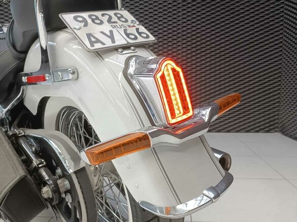 2019 Harley-Davidson Softail Deluxe, белый, 1800000 рублей - вид 13
