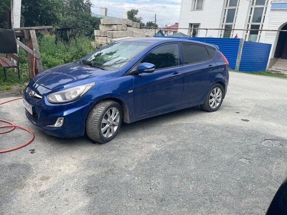 2012 Hyundai Solaris I, синий, 450000 рублей