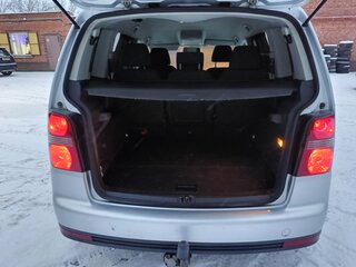 2007 Volkswagen Touran I Рестайлинг, серебристый, 650000 рублей, вид 4
