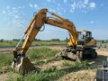 2013 Hyundai R210W, золотистый