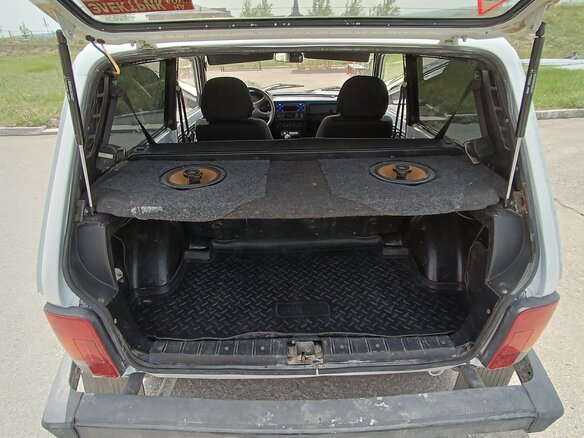 2010 Lada (ВАЗ) 2121 (4x4) I Рестайлинг, белый, 715000 рублей - вид 18