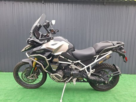 2022 Triumph Tiger 1200, серый, 1921853 рублей, вид 2