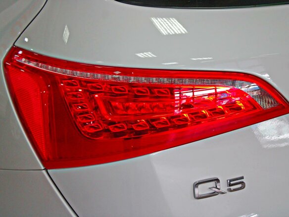 2010 Audi Q5 I (8R), белый - вид 20