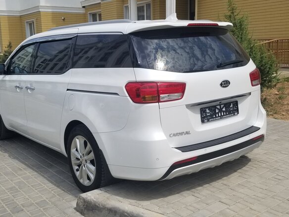 2017 Kia Carnival III, белый - вид 36