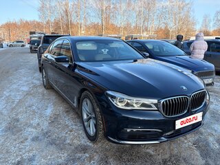 2018 BMW 7 серии Long 750Li xDrive VI (G11/G12), синий, 3300000 рублей, вид 3