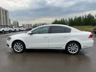2011 Volkswagen Passat B7, белый, 1250000 рублей, вид 3