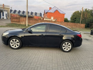 2010 Opel Insignia I, чёрный, 650000 рублей, вид 3