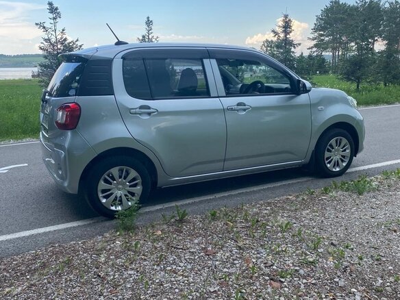 2017 Toyota Passo III, серебристый, 945000 рублей - вид 5