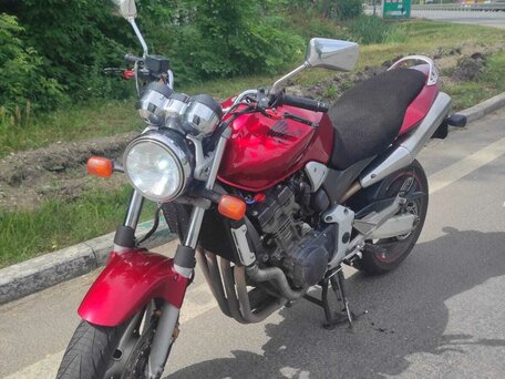 2006 Honda CB 900F Hornet, пурпурный, 530000 рублей, вид 5