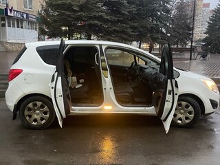 2013 Opel Meriva B, белый, 599999 рублей, вид 5