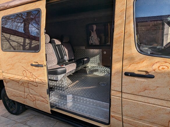 2005 Mercedes-Benz Sprinter, жёлтый, 3300000 рублей - вид 32