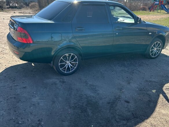 2013 Lada (ВАЗ) Priora I Рестайлинг, зелёный, 400000 рублей - вид 12