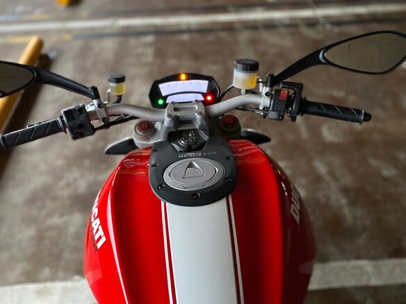 2012 Ducati Monster 1100, красный - вид 7