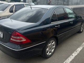 2004 Mercedes-Benz C-Класс 240 II (W203) Рестайлинг, синий, 330000 рублей, вид 5