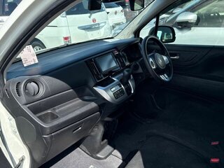 2017 Honda N-WGN I Рестайлинг, белый, 990000 рублей, вид 5