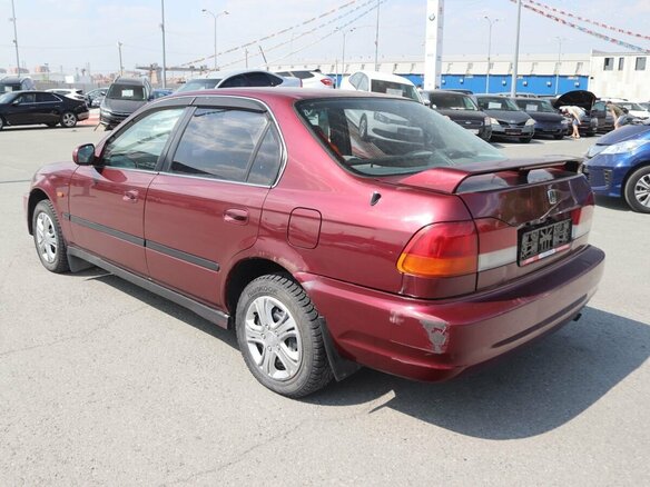 1997 Isuzu Gemini V, красный, 160000 рублей - вид 6