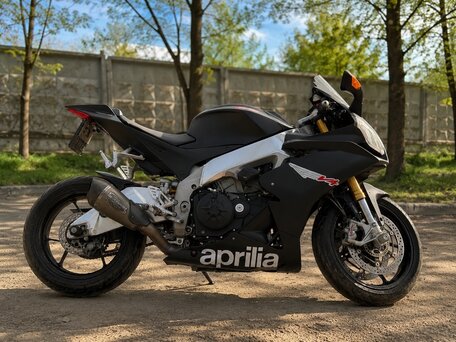 2013 Aprilia RSV4, серый, 1040000 рублей, вид 4