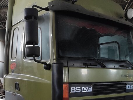 1999 DAF CF-series, зелёный, 2000000 рублей, вид 4