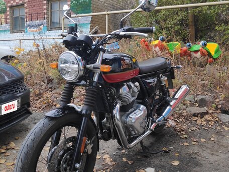 2024 Royal Enfield Interceptor, чёрный, 565000 рублей, вид 2