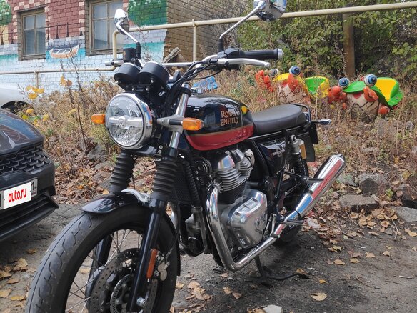 2024 Royal Enfield Interceptor, чёрный, 565000 рублей - вид 1