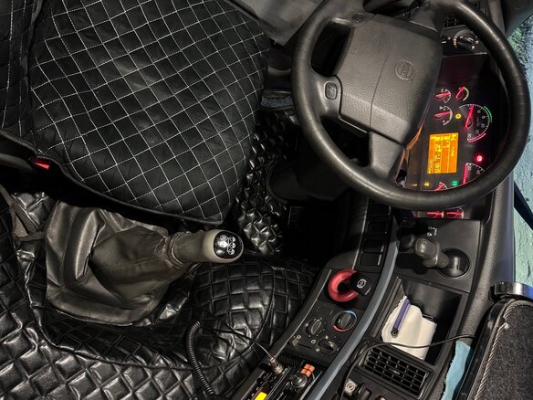2008 Volvo FM, синий, 2000000 рублей - вид 13