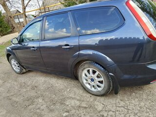 2010 Ford Focus II Рестайлинг, серый, 450000 рублей, вид 4