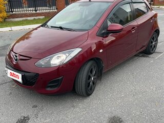 2010 Mazda 2 II Рестайлинг (DE2), красный, 830000 рублей, вид 4