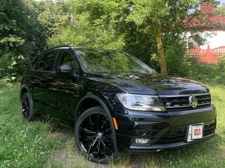2020 Volkswagen Tiguan Allspace II, чёрный, 3377132 рублей, вид 1