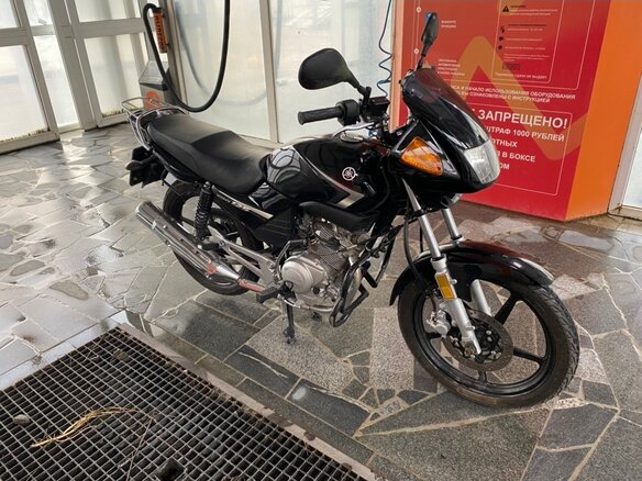 2021 Yamaha YBR125, чёрный, 240000 рублей - вид 4