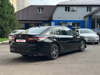 2021 Toyota Camry VIII (XV70) Рестайлинг, чёрный, 3500000 рублей, вид 5
