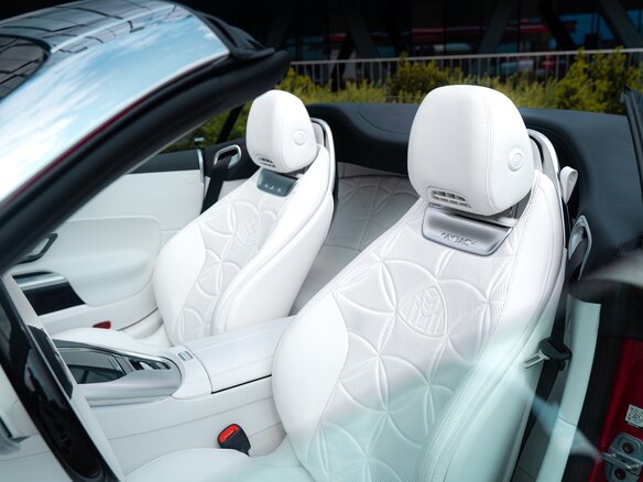 2025 Mercedes-Benz Maybach SL, красный - вид 27