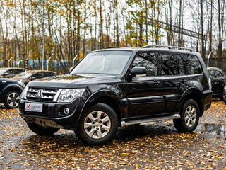 2013 Mitsubishi Pajero IV Рестайлинг 1, чёрный, 1744000 рублей, вид 1