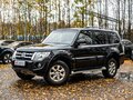 2013 Mitsubishi Pajero IV Рестайлинг 1, чёрный, 1744000 рублей