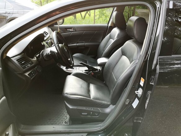 2010 Suzuki Kizashi, чёрный - вид 5