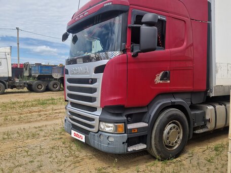 2015 Scania R-Series, красный, 9990000 рублей, вид 2