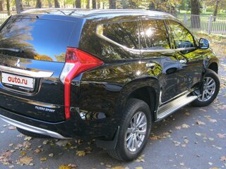 2020 Mitsubishi Pajero Sport III, чёрный, 4330145 рублей, вид 3