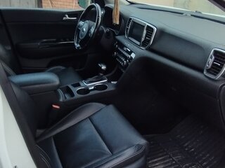 2017 Kia Sportage IV, белый, 1750000 рублей, вид 5