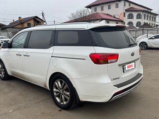 2016 Kia Carnival III, белый, 2900000 рублей, вид 3