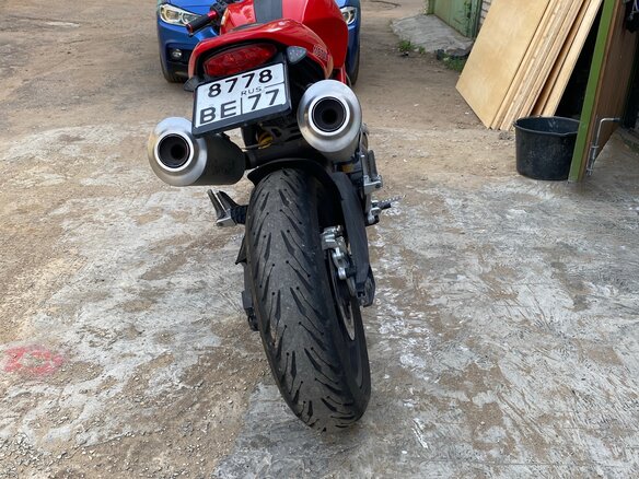 2008 Ducati Monster 696, красный, 400000 рублей - вид 2
