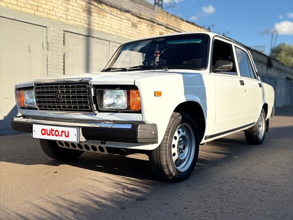 2008 Lada (ВАЗ) 2107, белый, 400000 рублей - вид 6