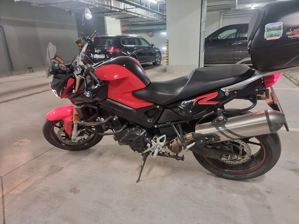 2018 BMW F 800 R, красный, 800000 рублей - вид 34