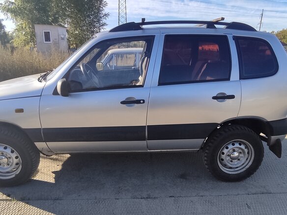 2007 Chevrolet Niva I, серый, 375000 рублей - вид 3