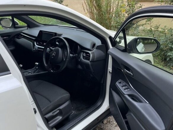 2018 Toyota C-HR I, белый, 1780000 рублей - вид 10